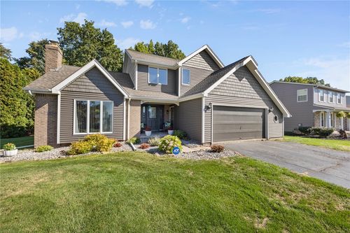 34 La Solis Dr, Greece, NY, 14626-4317 | Card Image
