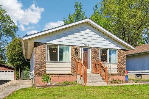 1504 Elm Ave, Round Lake Beach, IL, 60073-2066 | Card Image