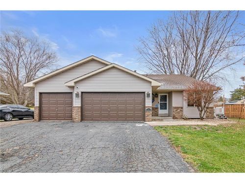 23030 Henna Ave N, Forest Lake, MN, 55025-8519 | Card Image