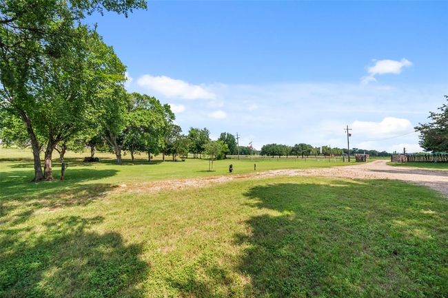 6448 Fm 2 Rd, House other with 1 bedrooms, 2 bathrooms and 1 parking in Navasota TX | Image 4
