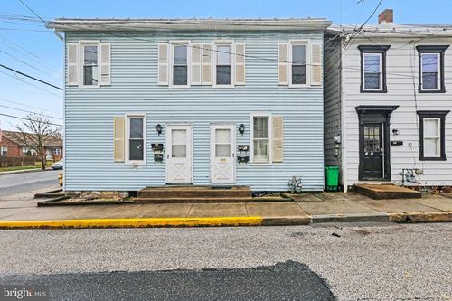 172 E Penn St, CARLISLE, PA, 17013-2434 | Card Image