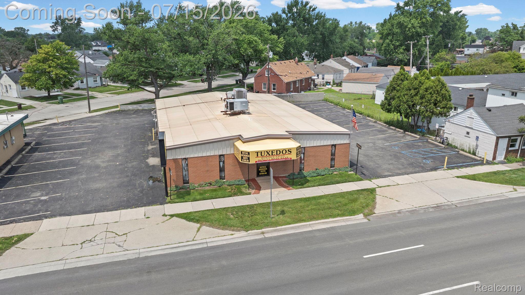 Commercial Sale in Southgate 2