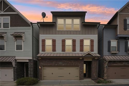 450 Cranleigh Rdg Se, Smyrna, GA, 30080-2008 | Card Image