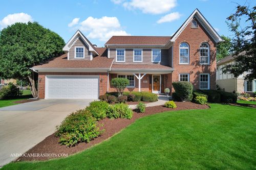 1801 Schillerstrom Ct, Wheaton, IL, 60189-8417 | Card Image