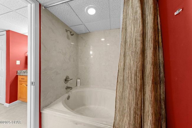 UNIT-201 - 11619 Front Beach Rd, Condo with 3 bedrooms, 3 bathrooms and null parking in Panama City Beach FL | Image 33