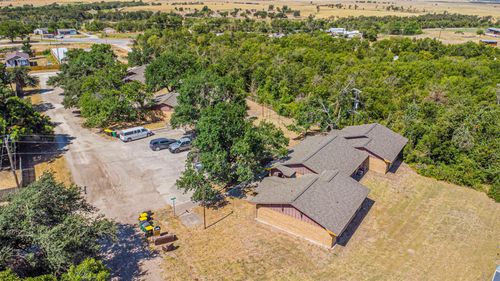 518 E Cypress, Lott, TX, 76656 | Card Image