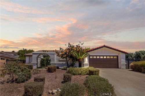 208 Armstrong Dr, Claremont, CA, 91711-1703 | Card Image