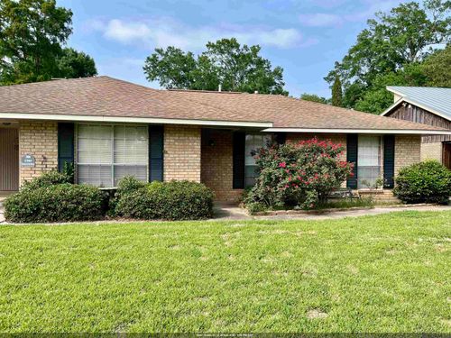 2054 Rowcliff Dr, Port Allen, LA, 70767-5857 | Card Image