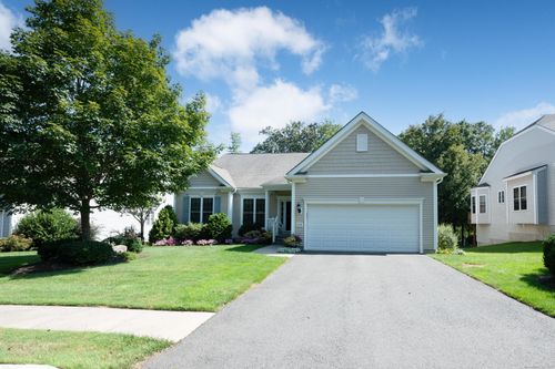 578-578 Putting Green Ln, Oxford, CT, 06478-3146 | Card Image