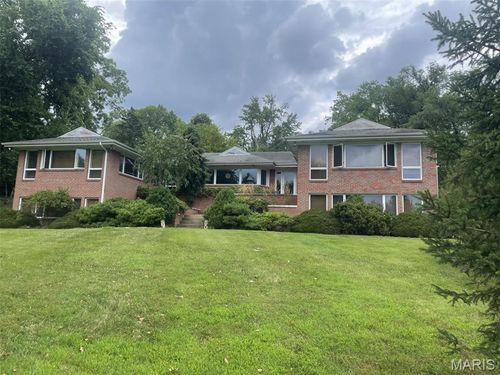 1757 Topping Road, Town and Country, MO, 63131 | Card Image