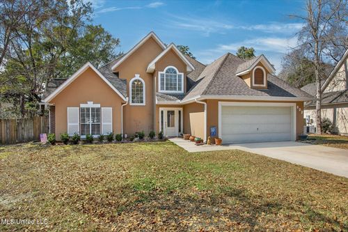 803 Woodglen Dr, Ocean Springs, MS, 39564-8393 | Card Image