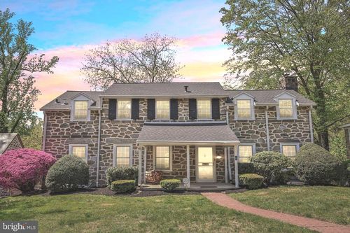 6 Overbrook Pkwy, WYNNEWOOD, PA, 19096-3518 | Card Image