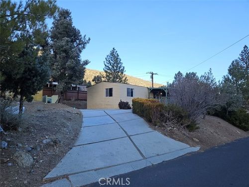 16705 Aleutian Dr, PINE MOUNTAIN CLUB, CA, 93222 | Card Image