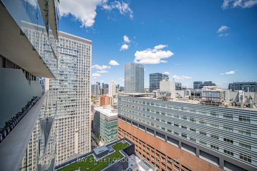 2204-197 Yonge St, Toronto, ON, M5B0C1 | Card Image