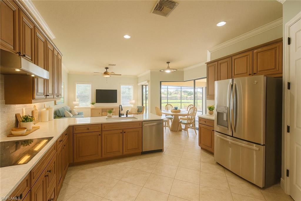 Residential in FORT MYERS 3