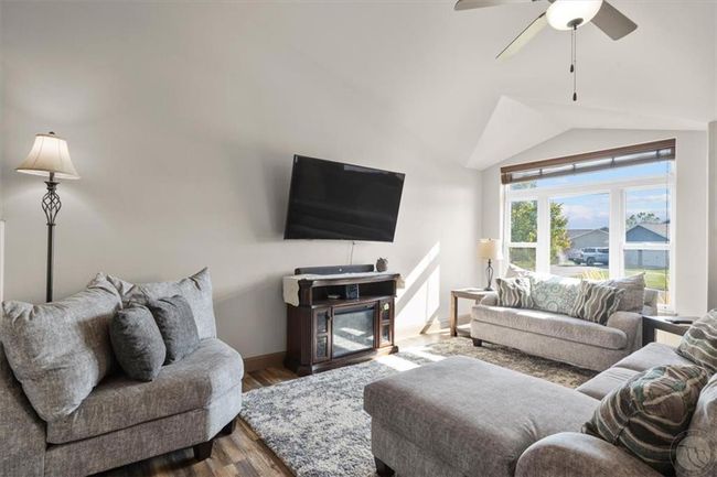 2933 W Copper Ridge Loop, House other with 5 bedrooms, 3 bathrooms and null parking in Billings MT | Image 8