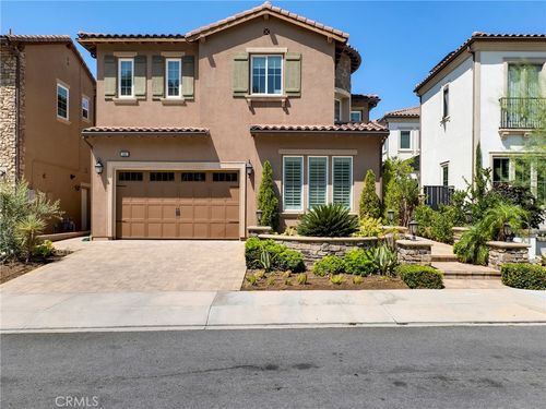 11911 Ancona Way, Porter Ranch, CA, 91326-4801 | Card Image