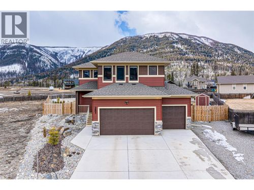 2403 Osprey Crt, Sparwood, BC, V0B2G2 | Card Image