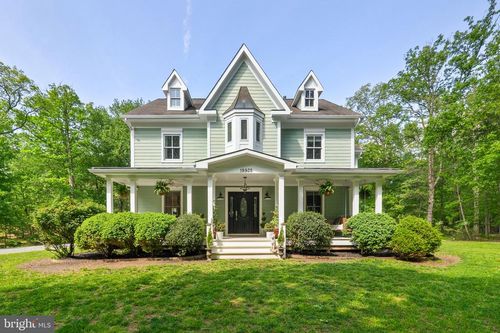 19935 Foggy Bottom Rd, Bluemont, VA, 20135-2133 | Card Image