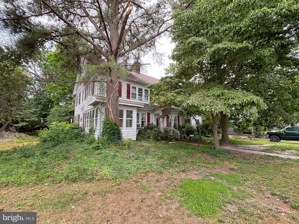 Residential in ELLENDALE 3