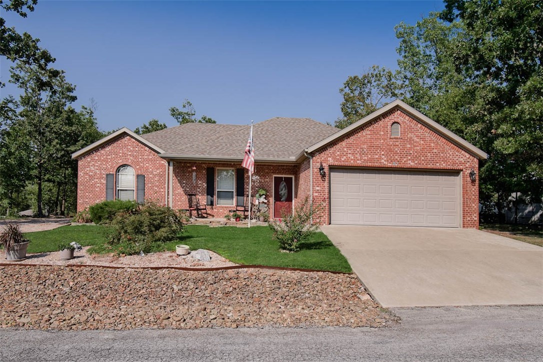 Haddington Dr, Bella Vista, AR 72715