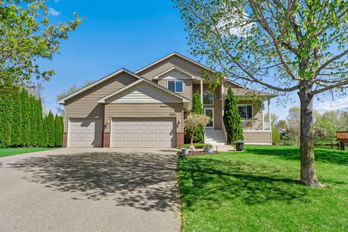 1839 Quebec St, Hugo, MN, 55038-9627 | Card Image