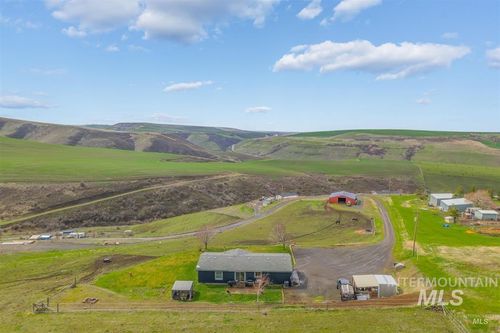 31831 Lonesome Hollow Ln, Lapwai, ID, 83540-6201 | Card Image