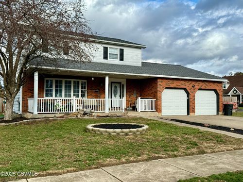 318 Maple Rd, Berwick, PA, 18603-4218 | Card Image