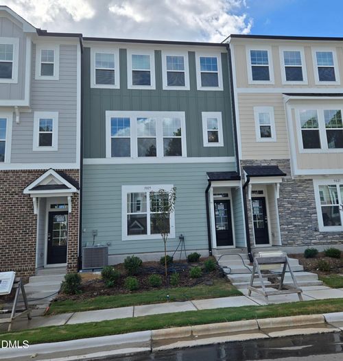 33-5019 Jowetts Walk Dr, Cary, NC, 27519-5598 | Card Image