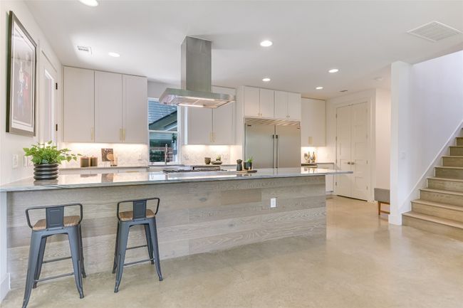 1 - 1904 Sl Davis Ave, Condo with 3 bedrooms, 4 bathrooms and 3 parking in Austin TX | Image 9