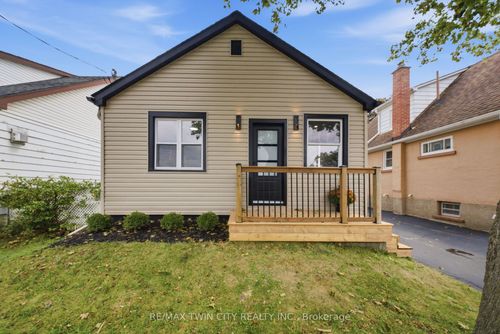 77 Abigail Ave, Brantford, ON, N3R4S4 | Card Image
