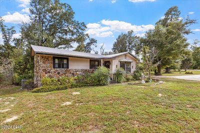 796 Gambier Drive, House other with 2 bedrooms, 2 bathrooms and null parking in Alford FL | Image 2