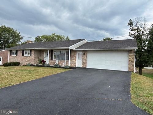 3786 Lincoln Way W, CHAMBERSBURG, PA, 17202-8228 | Card Image