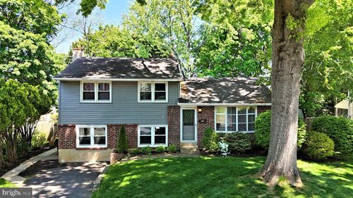 609 Mansfield Rd, Willow Grove, PA, 19090-1307 | Card Image