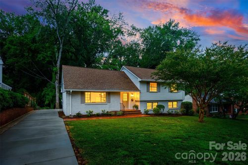 3130 Spring Valley Rd, Charlotte, NC, 28210-5438 | Card Image