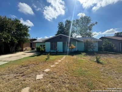 1606 Lone Oak Ave, House other with 4 bedrooms, 1 bathrooms and null parking in San Antonio TX | Image 2