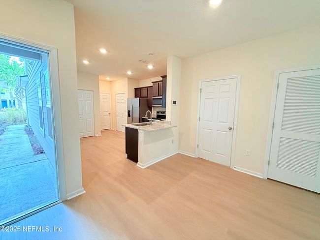 59 Scotch Pebble Dr, Townhouse with 3 bedrooms, 3 bathrooms and null parking in Jacksonville FL | Image 7