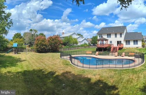 107 Mina Dr, MIDDLETOWN, MD, 21769-7849 | Card Image