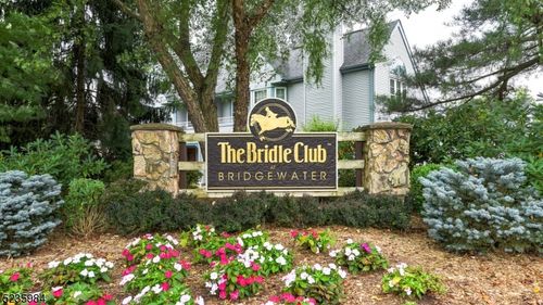 3604-3604 Holman Ct, Bridgewater, NJ, 08807-3525 | Card Image