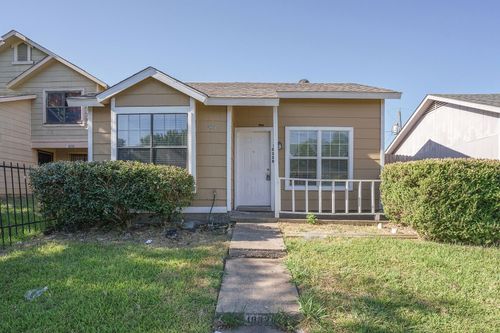 10328 Chelmsford Dr, Dallas, TX, 75217-3126 | Card Image