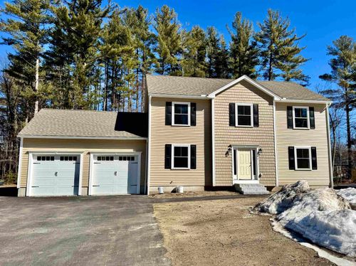 4 Lorelai Way, Nashua, NH, 03062 | Card Image