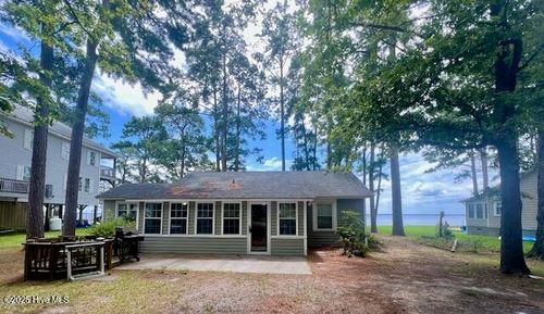 743 Island View Rd, Bath, NC, 27808-8995 | Card Image