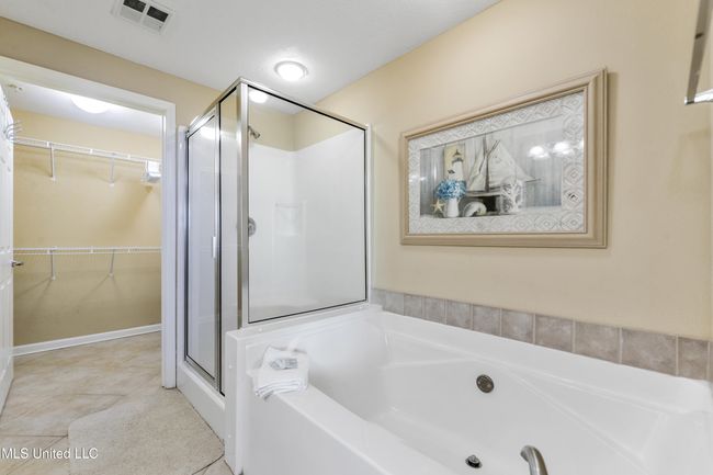 Master Bathroom | Image 13