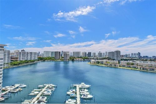 1804-18041 Biscayne Blvd, Aventura, FL, 33160 | Card Image