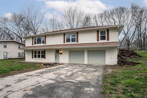 1508 Nancy Ln, Liberty, MO, 64068-3402 | Card Image