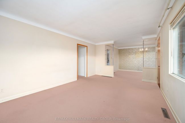 495 Wentworth Ave, House other with 3 bedrooms, 2 bathrooms and 3 parking in Ottawa ON | Image 8