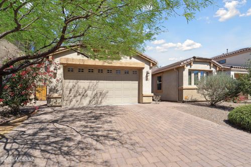 8470 N Gaetano Loop, Tucson, AZ, 85742-8503 | Card Image