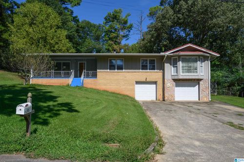 1416 29th Ave N, HUEYTOWN, AL, 35023-3664 | Card Image