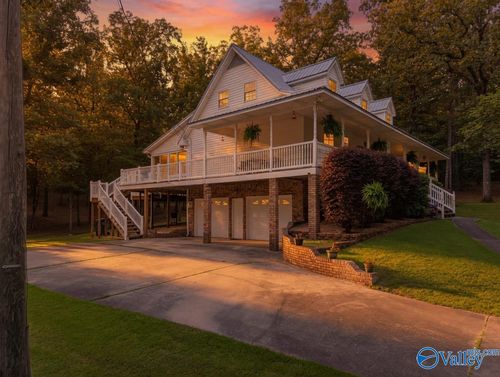 2541 16th Street, Calera, AL, 35040 | Card Image