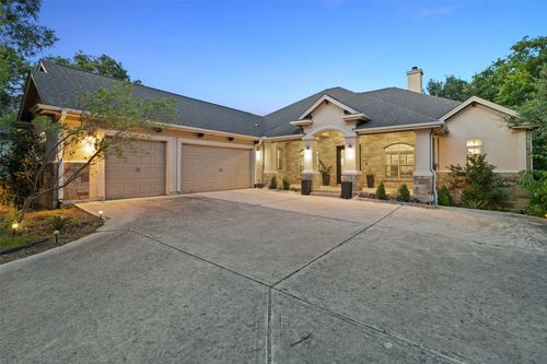 10298 Brangus Rd, Driftwood, TX, 78619-4398 | Card Image
